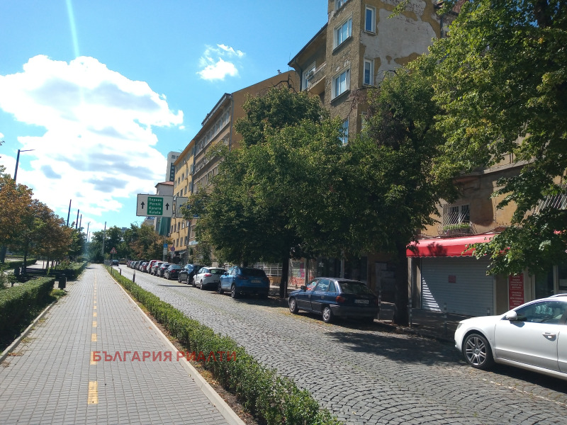 Под наем МАГАЗИН, град София, Център • 1280 € • 44318687 — Holmes.bg