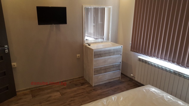 Zu vermieten  1 Schlafzimmer Ruse , Zentar , 72 qm | 45227869 - Bild [10]