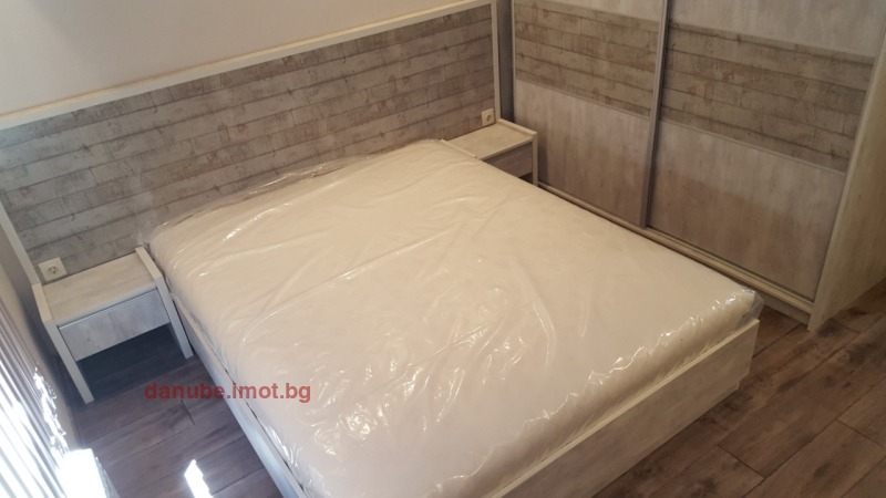 Zu vermieten  1 Schlafzimmer Ruse , Zentar , 72 qm | 45227869 - Bild [8]