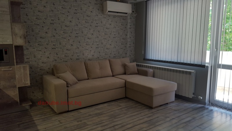 Zu vermieten  1 Schlafzimmer Ruse , Zentar , 72 qm | 45227869 - Bild [6]