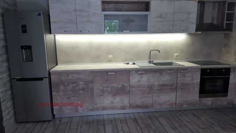 Zu vermieten  1 Schlafzimmer Ruse , Zentar , 72 qm | 45227869 - Bild [2]