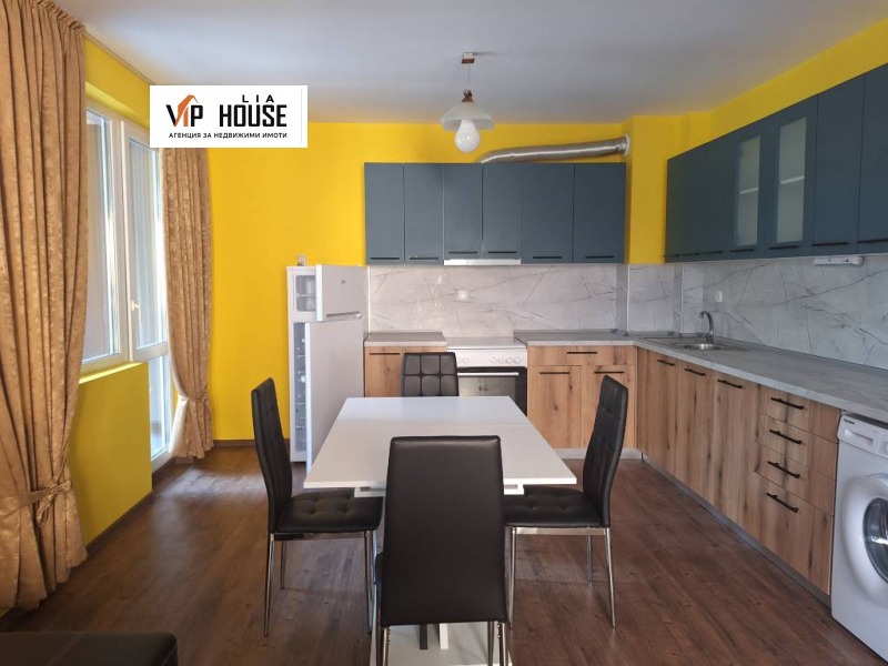 Дава под наем 3-СТАЕН, гр. Пазарджик, Руски, снимка 3 - Апартаменти - 53240042