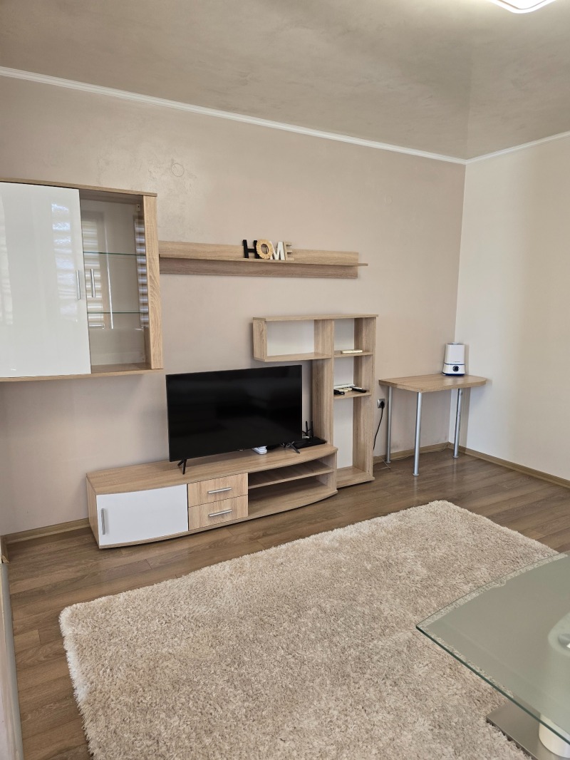 Te huur  2 slaapkamers Plovdiv , Kjutsjuk Parizj , 140 m² | 96262407 - afbeelding [3]