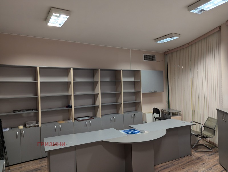 Para alugar  Escritório Plovdiv , Iujen , 73 m² | 96964410 - imagem [3]
