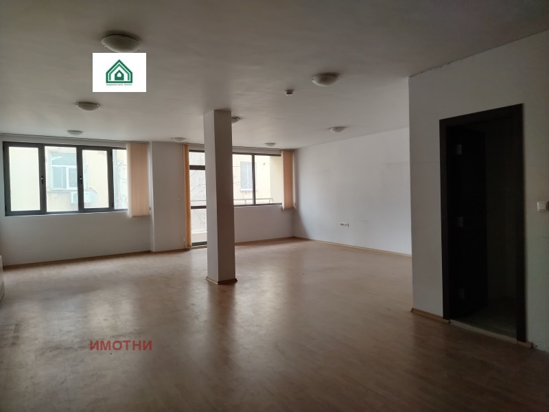 Под наем ОФИС, град Пловдив, Център • 550 € / 1075.71 лв. • 64473769 1