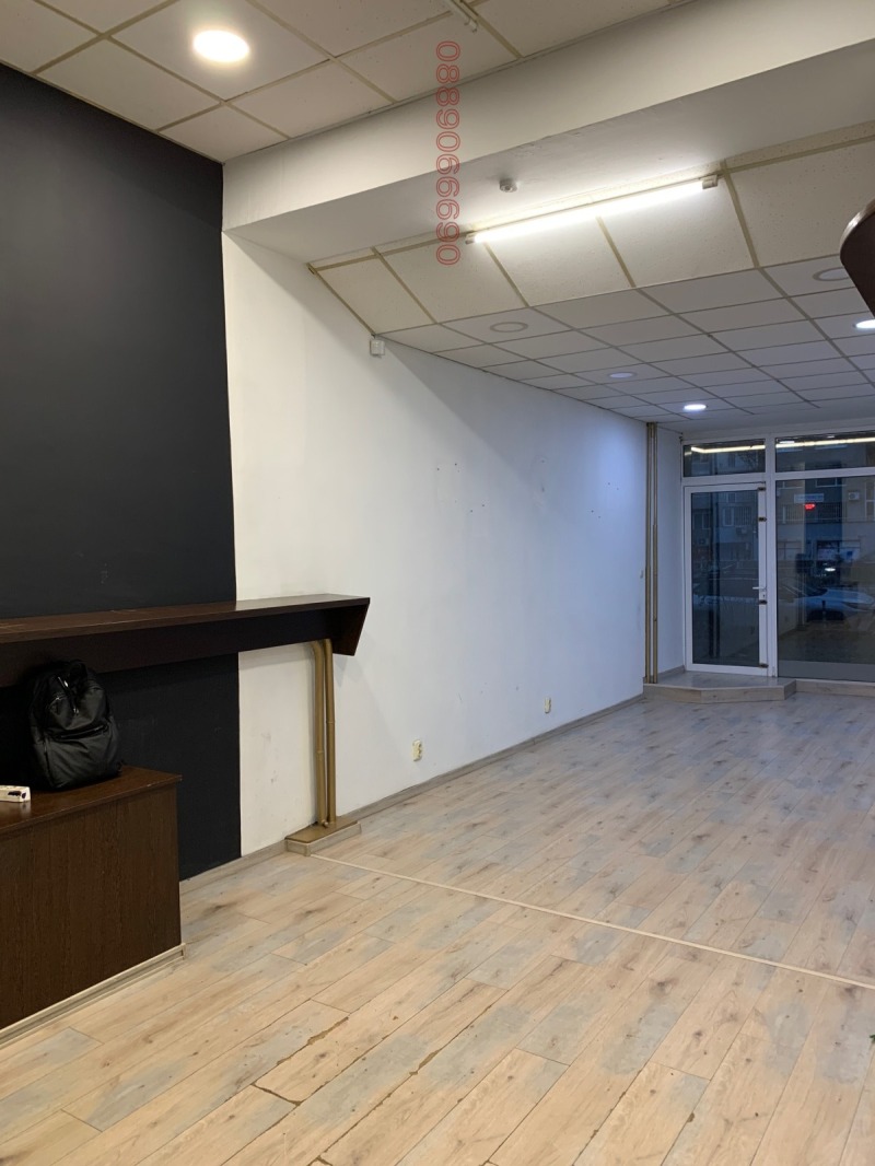 Дава под наем МАГАЗИН, гр. София, Лагера, снимка 5 - Магазини - 53298835