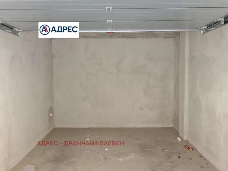 Дава под наем ГАРАЖ, ПАРКОМЯСТО, гр. Плевен, 9-ти квартал, снимка 2 - Гаражи и паркоместа - 53016036