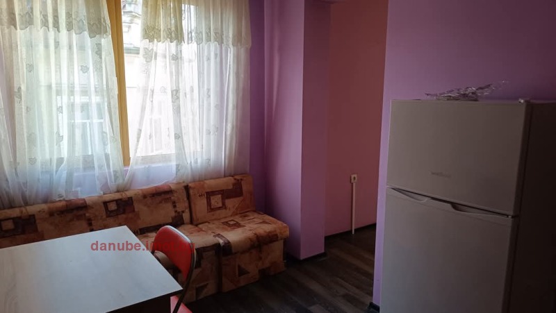 En renta  1 dormitorio Ruse , Tsentar , 72 metros cuadrados | 71583382 - imagen [6]