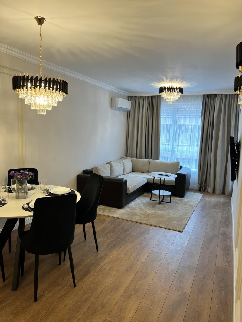 De inchiriat  1 dormitor Plovdiv , Cârșiiaca , 69 mp | 93866440