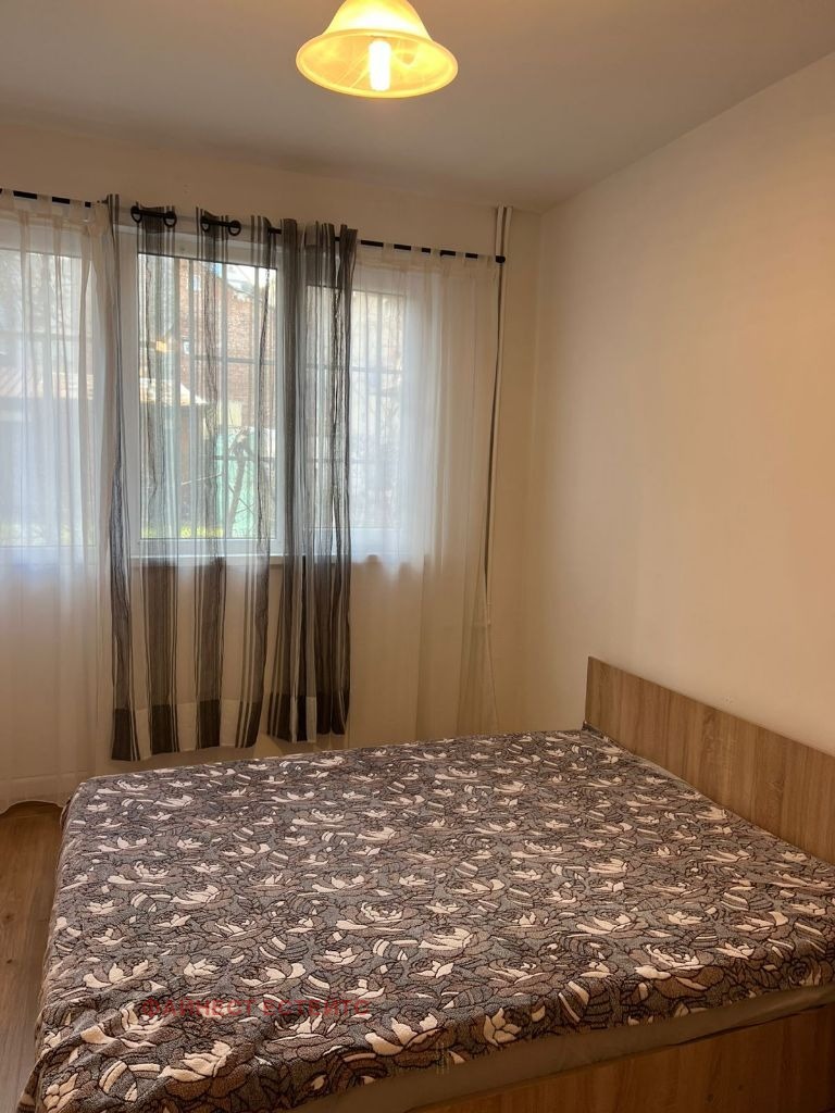 Дава под наем 2-СТАЕН, гр. София, Център, снимка 2 - Апартаменти - 53969968