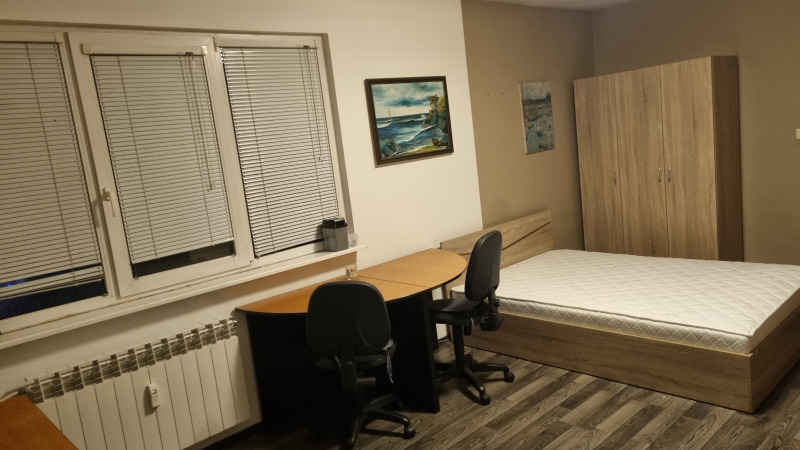 Дава под наем СТАЯ, гр. София, Сердика, снимка 3 - Стаи под наем - 53391798