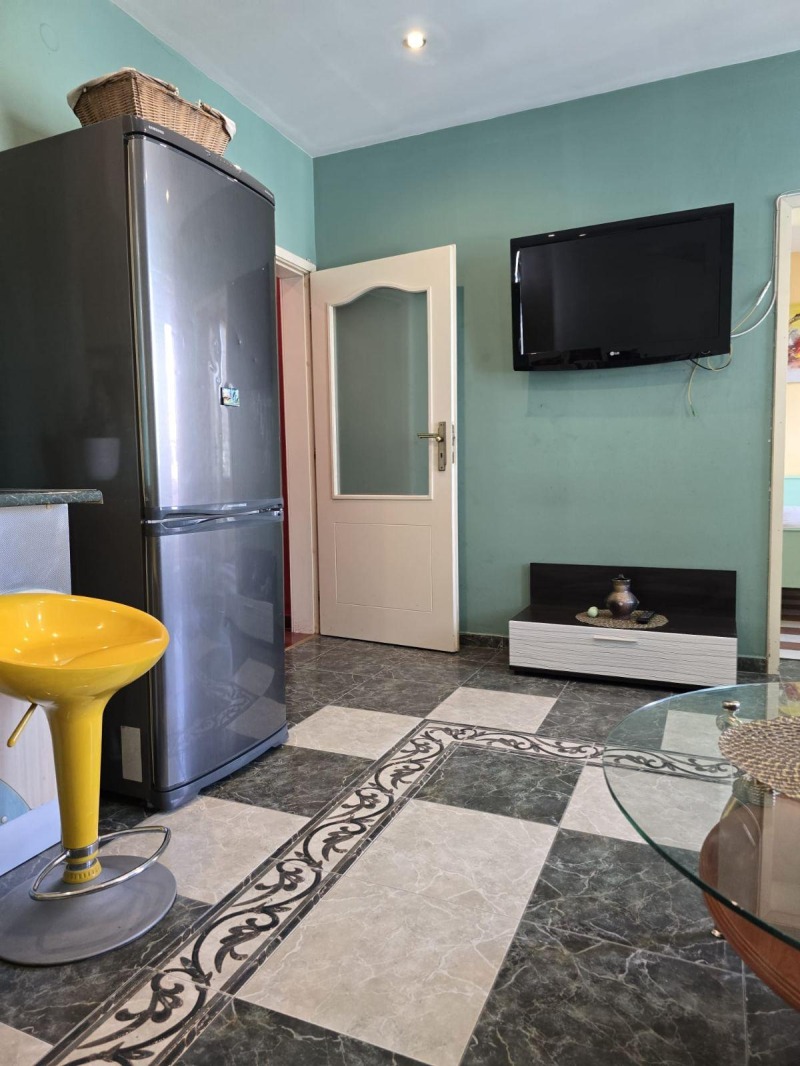 В аренду  2 спальни Пловдив , Кършияка , 80 кв.м | 49715478 - изображение [4]