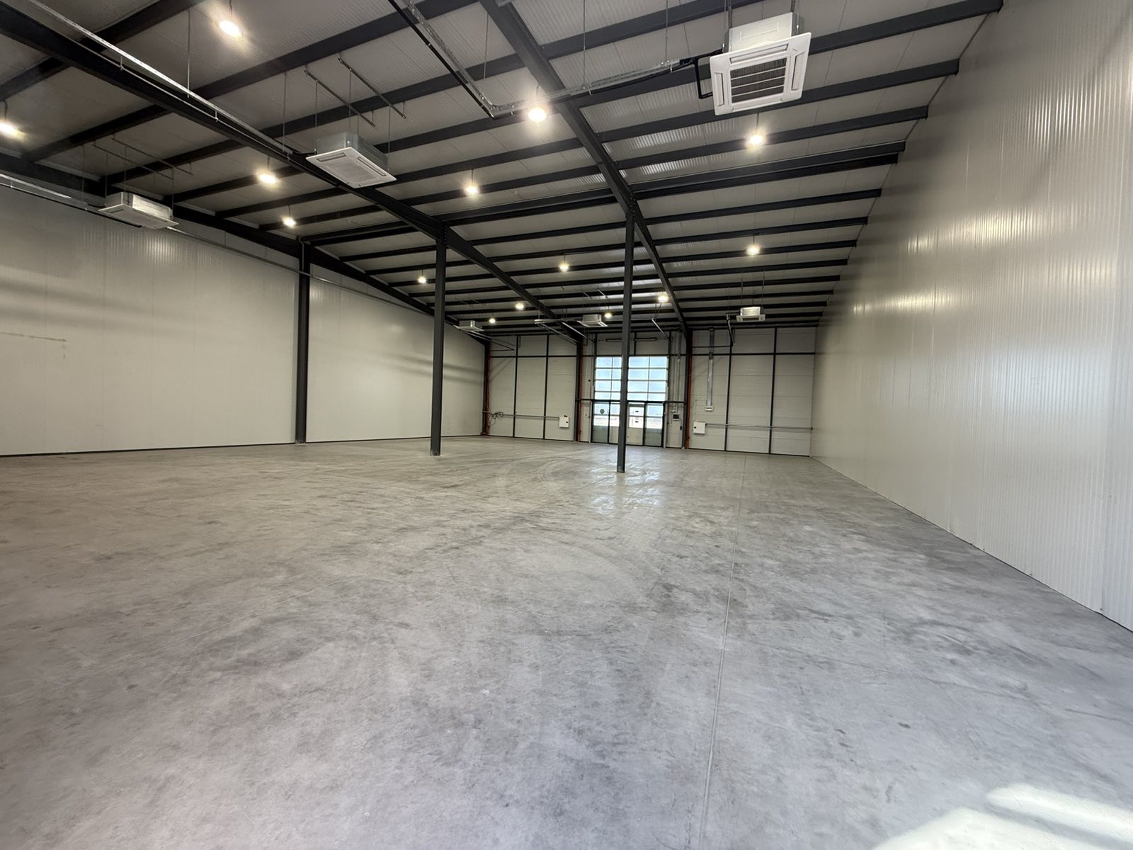 Дава под наем СКЛАД, гр. Пловдив, Индустриална зона - Юг, снимка 2 - Складове - 54077459