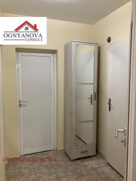 1 soverom Tsentar, Sofia 10