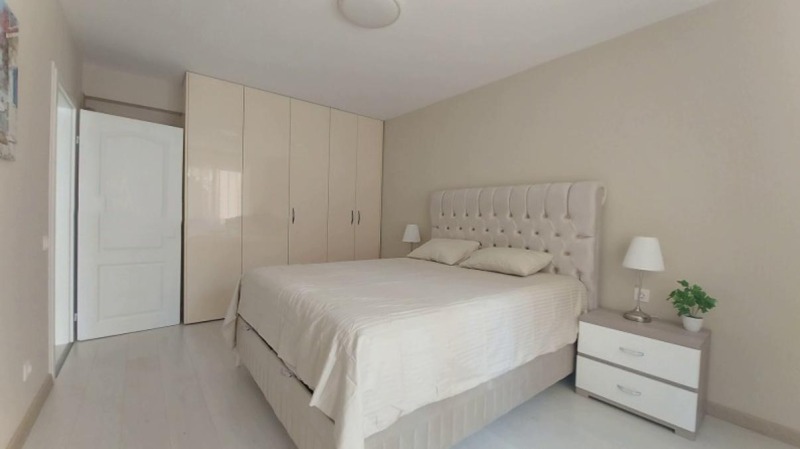 Zu vermieten  2 Schlafzimmer Sofia , Zentar , 90 qm | 82584306 - Bild [6]