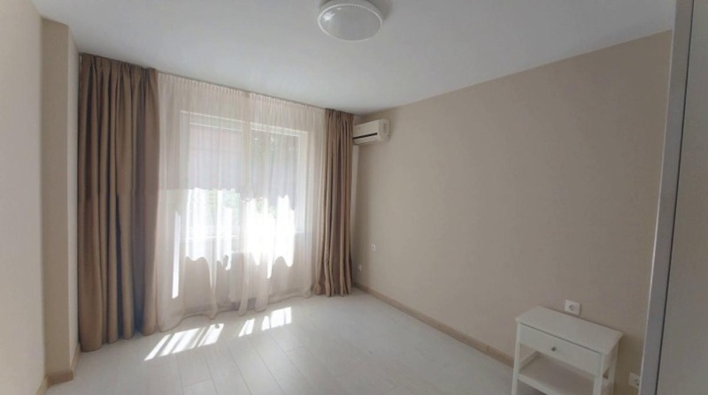 Zu vermieten  2 Schlafzimmer Sofia , Zentar , 90 qm | 82584306 - Bild [8]
