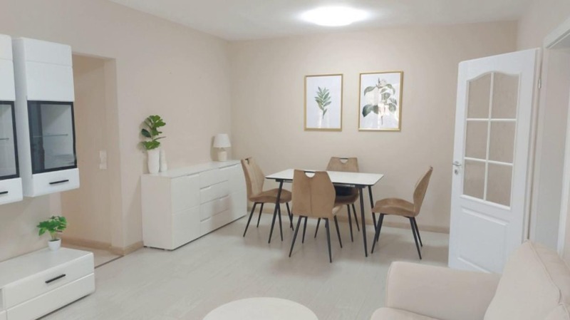 Zu vermieten  2 Schlafzimmer Sofia , Zentar , 90 qm | 82584306 - Bild [3]