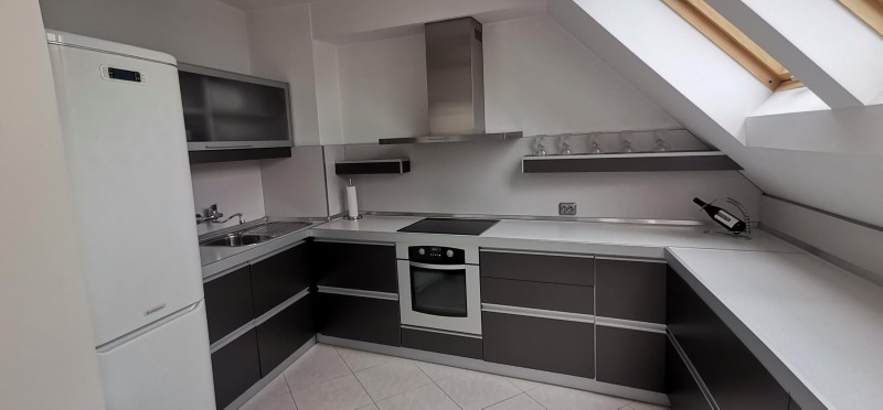 K pronájmu  3 ložnice Sofia , Studentski grad , 200 m2 | 58368339 - obraz [2]