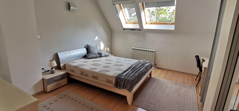K pronájmu  3 ložnice Sofia , Studentski grad , 200 m2 | 58368339 - obraz [5]