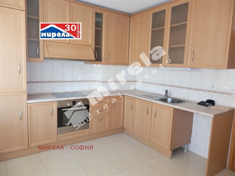 Дава под наем 4-СТАЕН, гр. София, Стрелбище, снимка 13 - Апартаменти - 52386674