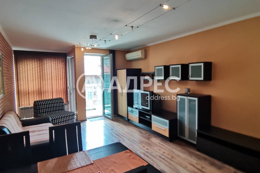 Дава под наем 2-СТАЕН, гр. София, Център