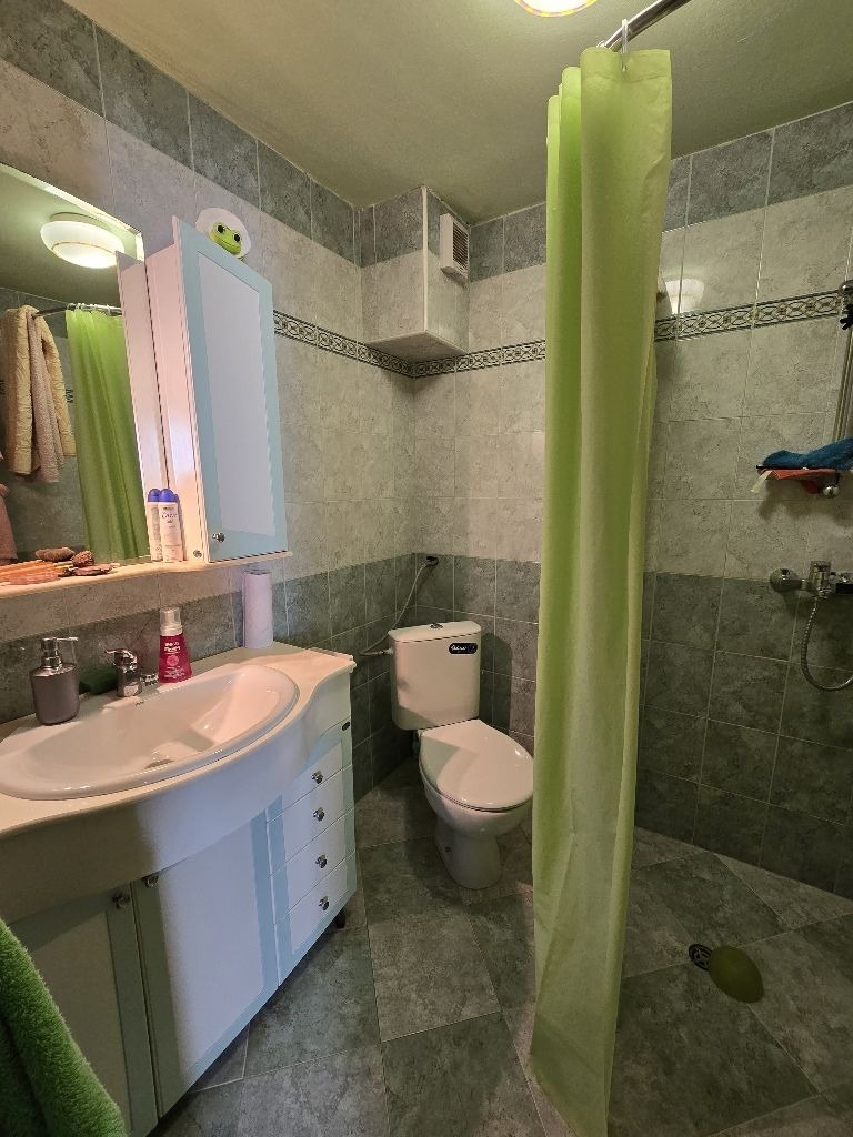 Дава под наем КЪЩА, гр. Русе, Здравец Изток, снимка 16 - Къщи - 55768642