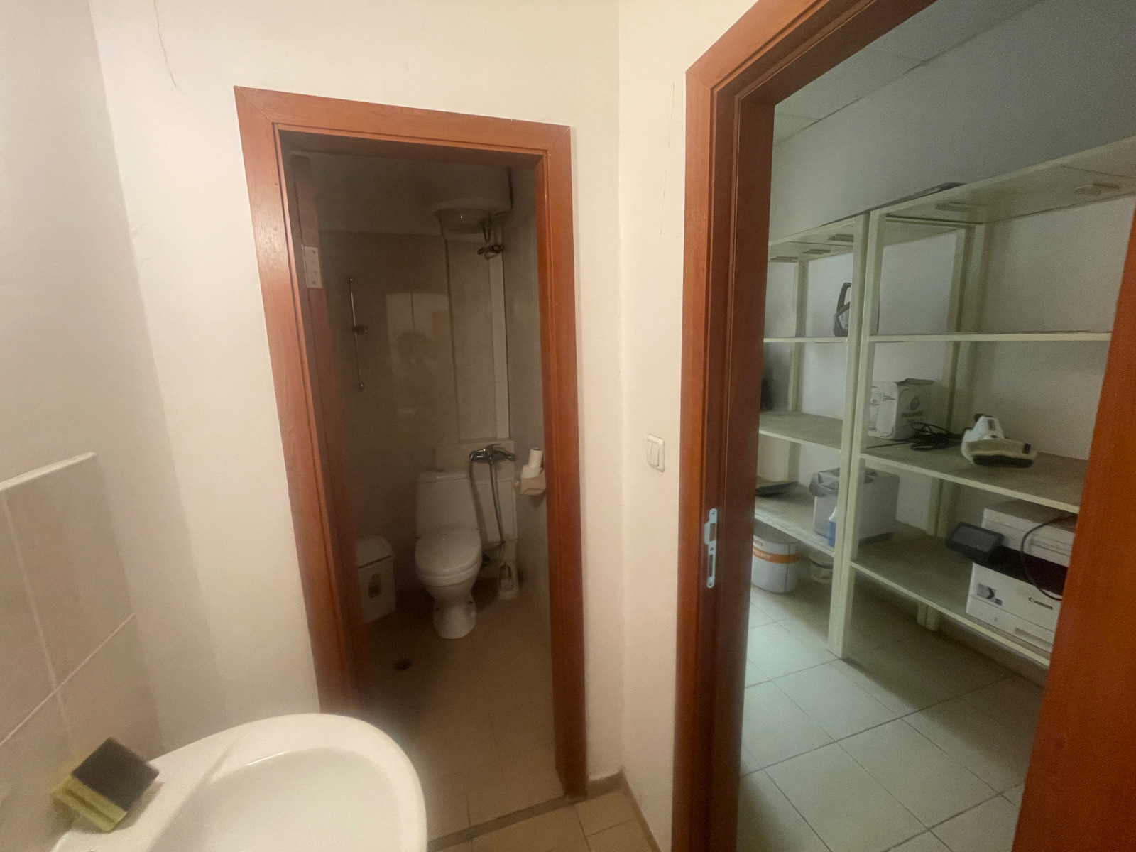 Дава под наем ОФИС, гр. Русе, Център, снимка 4 - Офиси - 54369868