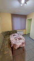 Дава под наем 2-СТАЕН, гр. Плевен, Широк център, снимка 1