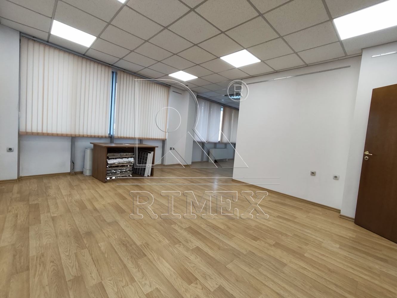 Дава под наем ОФИС, гр. Пловдив, Каменица 1, снимка 5 - Офиси - 55360685