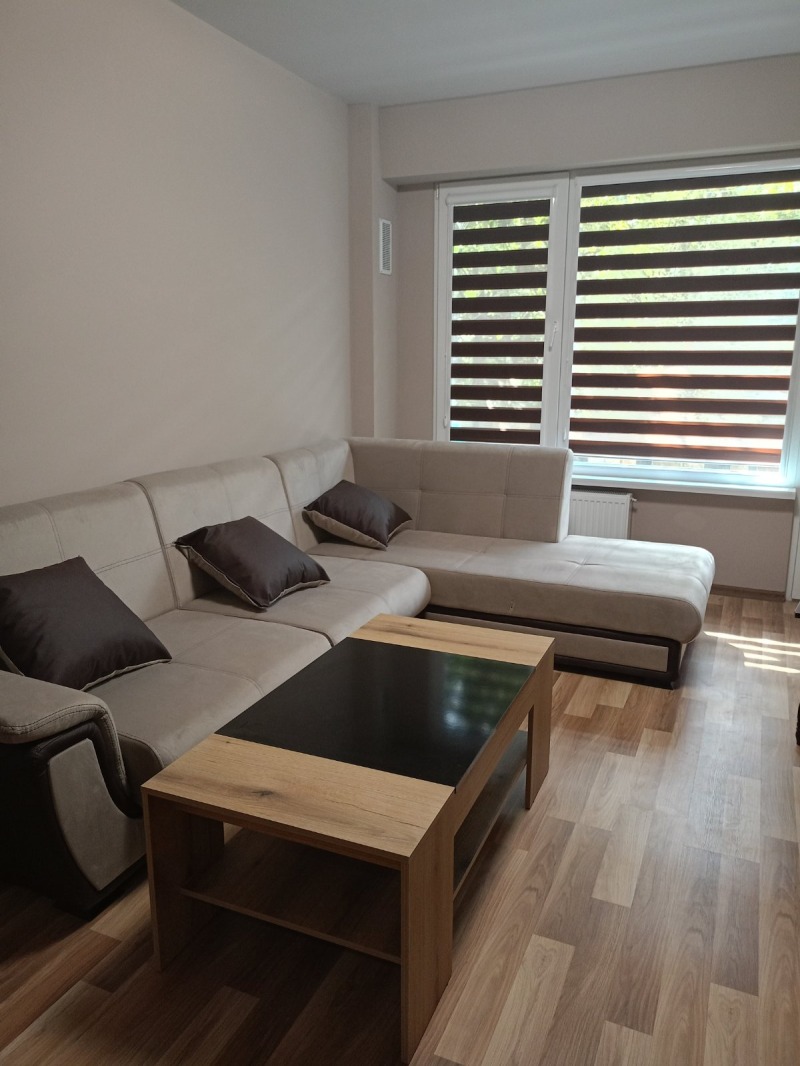 En renta  1 dormitorio Pleven , Storgoziya , 60 metros cuadrados | 36831864