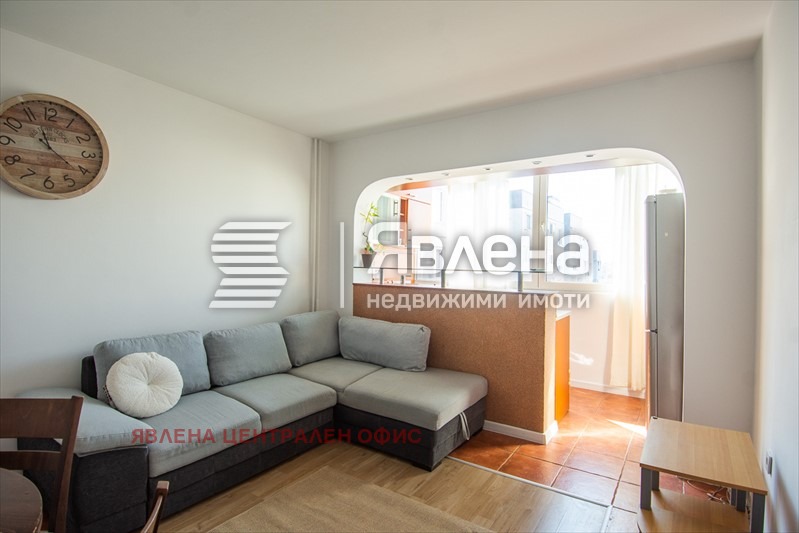 Дава под наем 2-СТАЕН, гр. София, Света Троица