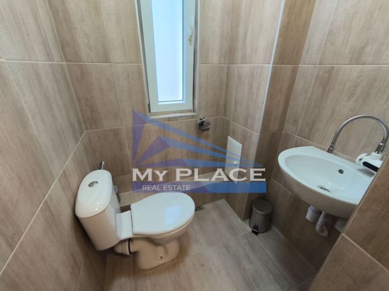 Дава под наем ОФИС, гр. Шумен, Център, снимка 5 - Офиси - 53033445