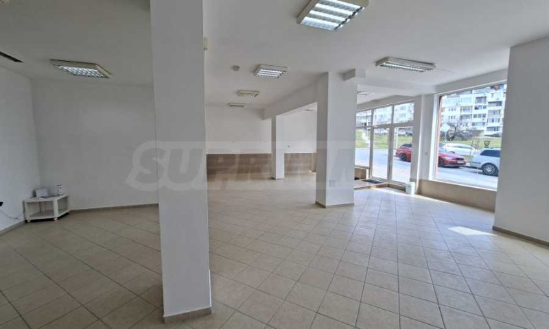 Дава под Наем МАГАЗИН в град Варна, Владислав Варненчик 1 - 125 кв.м / 1 200 € » 2 347.00 лв., СУПРИММО - ОФИС ВАРНА