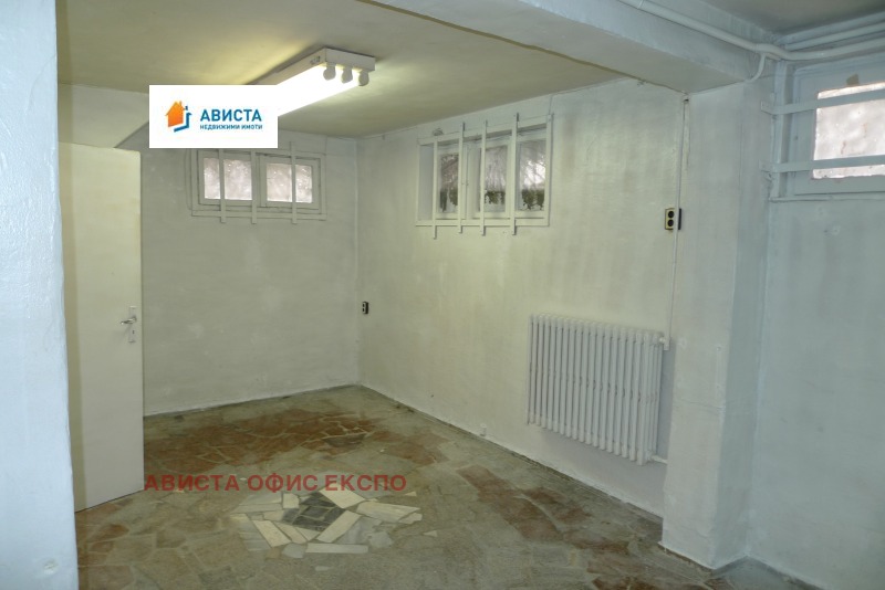 Издаје се  Канцеларија Софија , Медицинска академија , 50 м2 | 19520532 - слика [3]