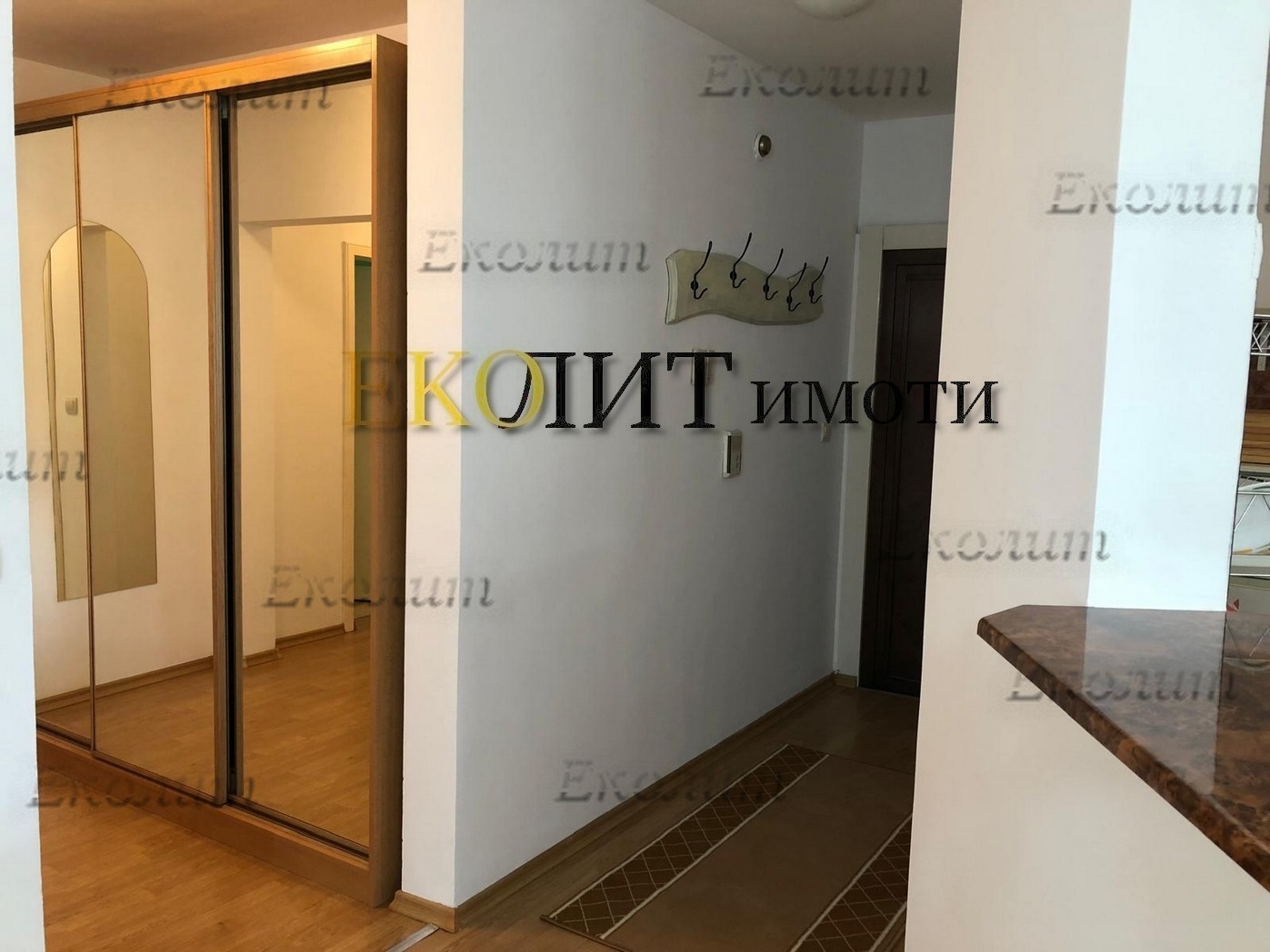 Дава под наем 3-СТАЕН, гр. София, Красно село, снимка 2 - Апартаменти - 55655077