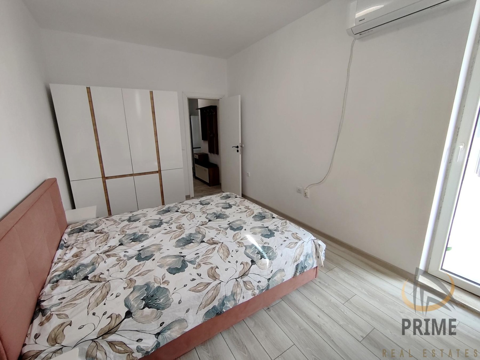 Дава под наем 2-СТАЕН, гр. Бургас, Изгрев, снимка 11 - Апартаменти - 56222457
