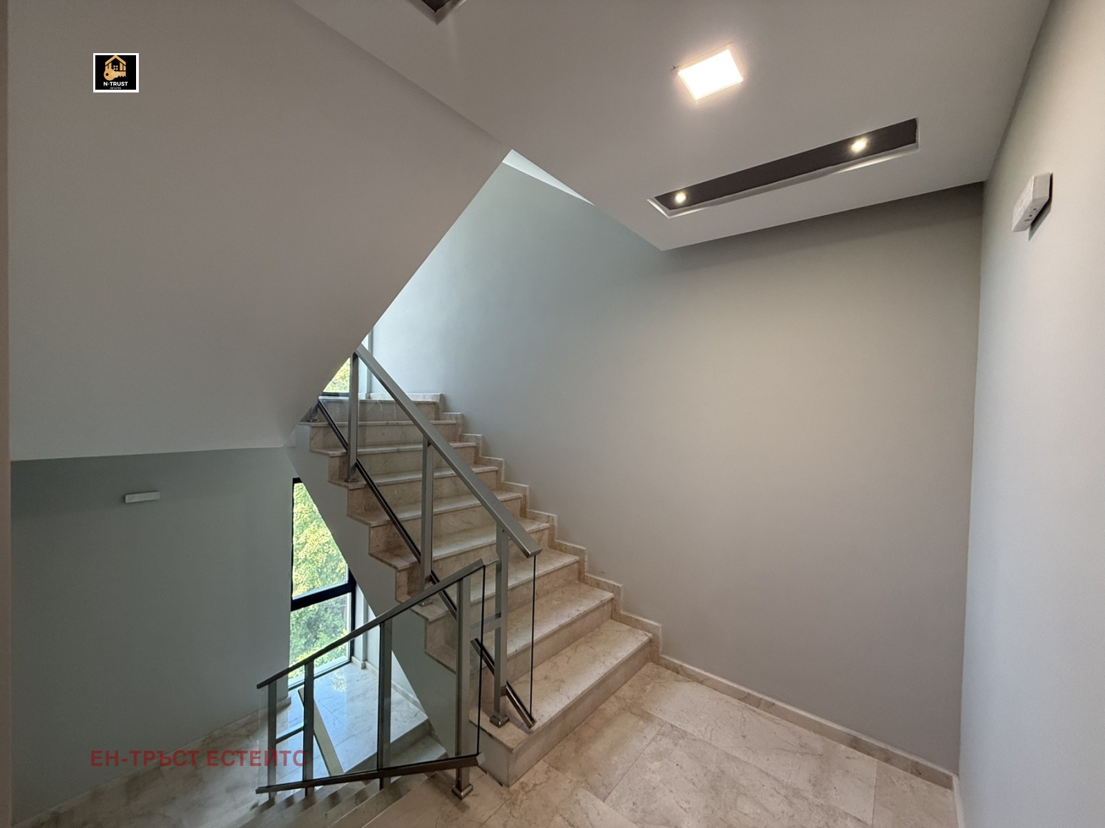 ���� ��� ���� 2-����� | Imot.bg � ����������� 11