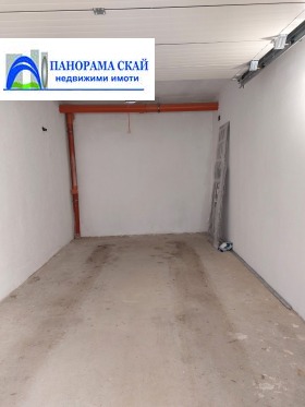 Garage Shirok tsentar, Pleven 2