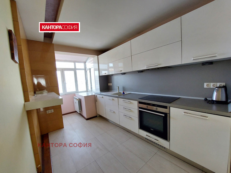 Дава под наем 3-СТАЕН, гр. София, Център, снимка 3 - Апартаменти - 53017007