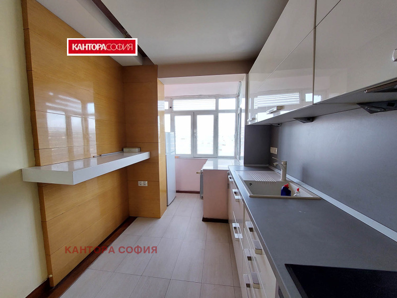 Дава под наем 3-СТАЕН, гр. София, Център, снимка 2 - Апартаменти - 53017007