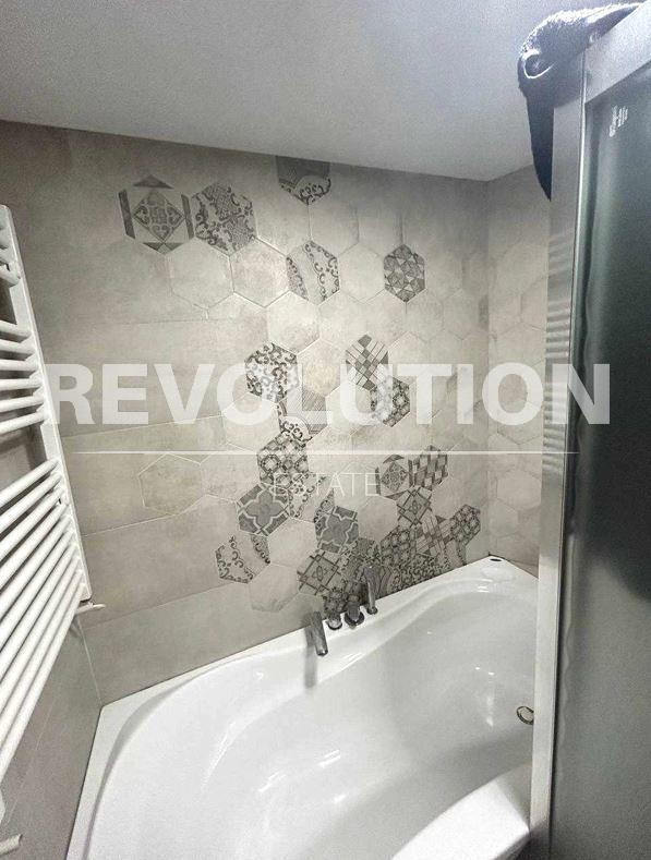 Дава под наем 3-СТАЕН, гр. Варна, Център, снимка 5 - Апартаменти - 53093337