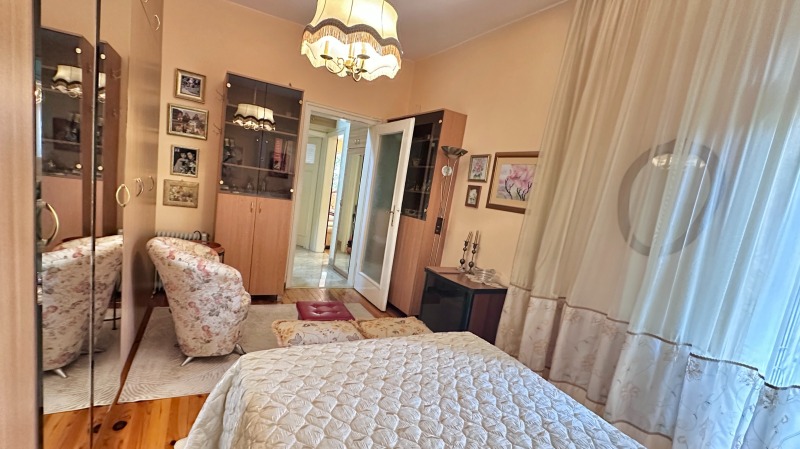 Дава под наем  4-стаен град София , Център , 93 кв.м | 65278149 - изображение [13]