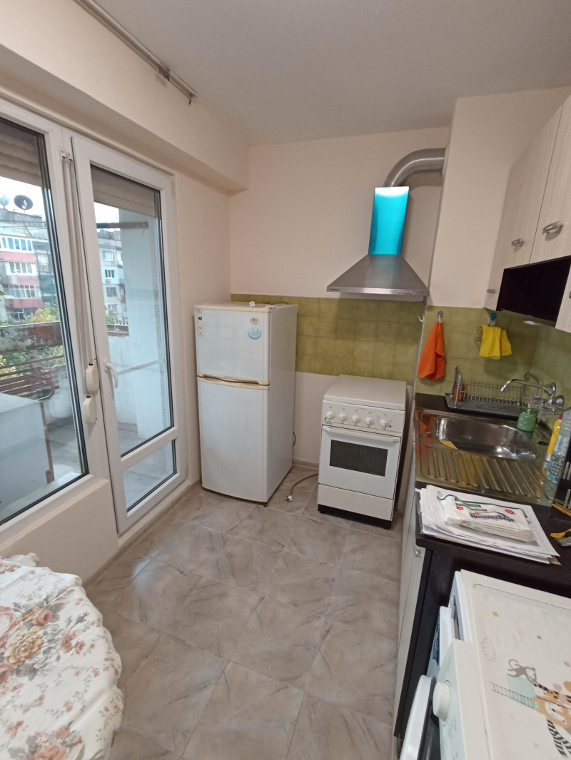 Zu vermieten  Studio Ruse , Rodina 1 , 42 qm | 67728911
