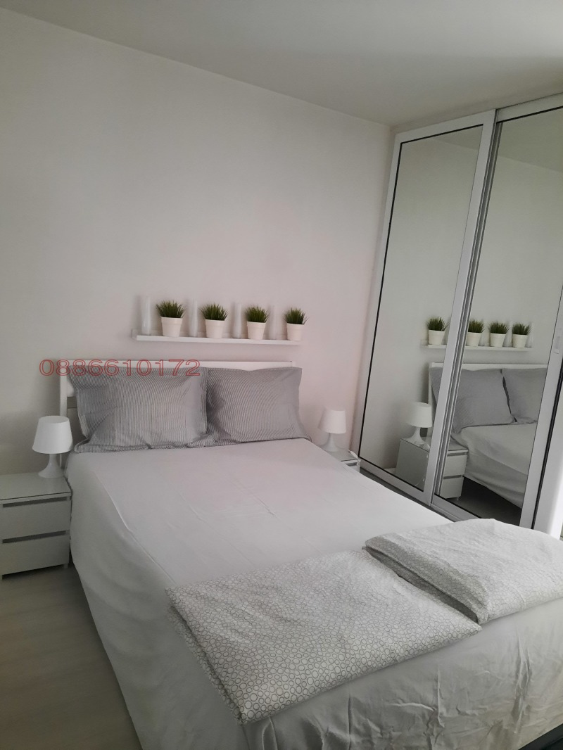 Дава под наем СТАЯ, гр. София, Център