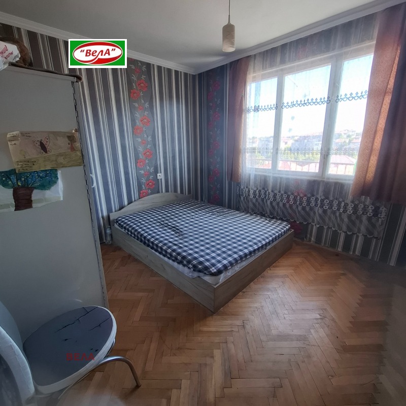 Дава под наем 3-СТАЕН, гр. Горна Оряховица, област Велико Търново