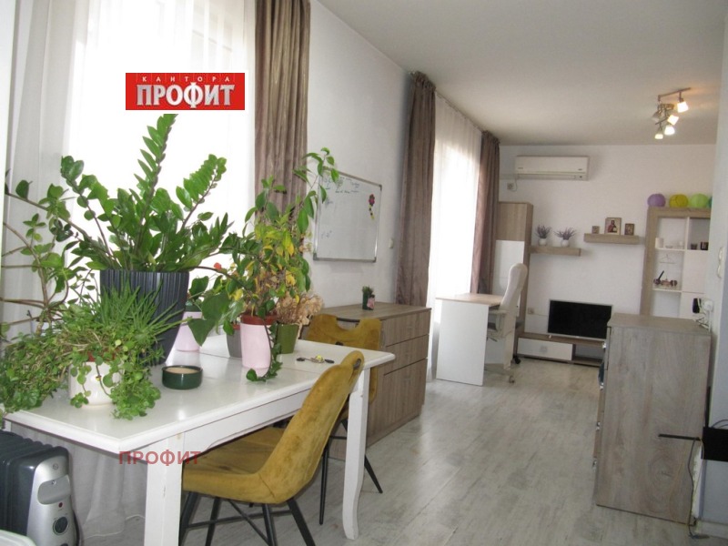 Vuokrattavana  1 makuuhuone Plovdiv , Maraša , 80 neliömetriä | 45719994