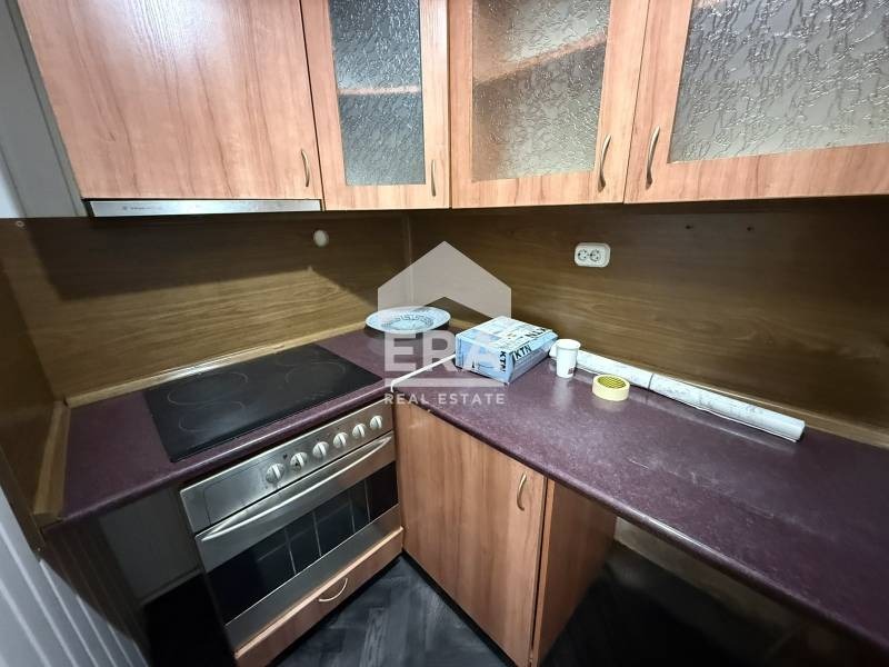 Дава под наем 3-СТАЕН, гр. Бургас, Център, снимка 5 - Апартаменти - 55321359