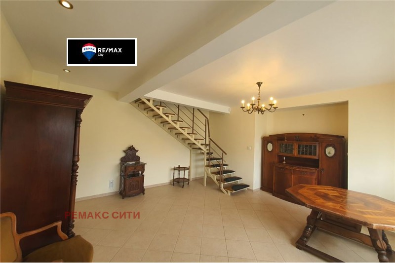 Kiadó  Ház Sofia , Zsiten , 80 négyzetméter | 73954544 - kép [2]