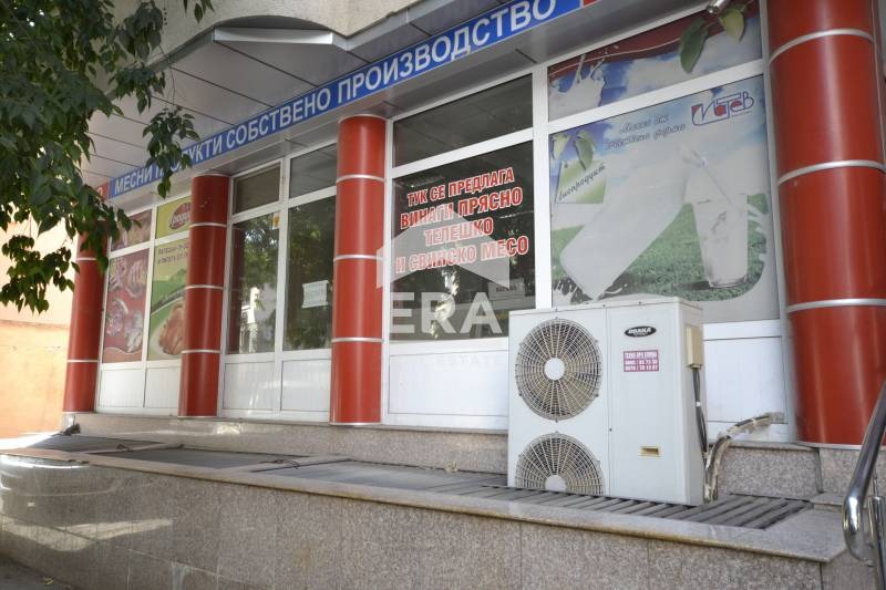 Дава под наем  Магазин град Хасково , Център , 400 кв.м | 42644408 - изображение [2]