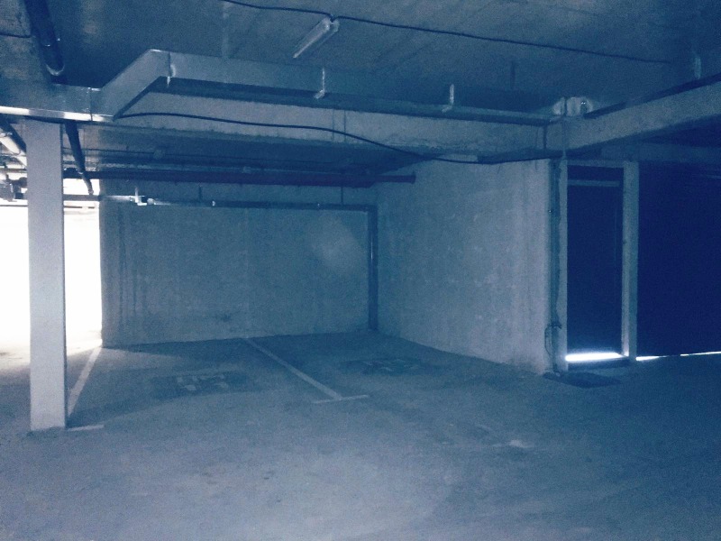 Te huur  Parkeerplaats Sofia , Krastova vada , 15 m² | 66337371 - afbeelding [2]